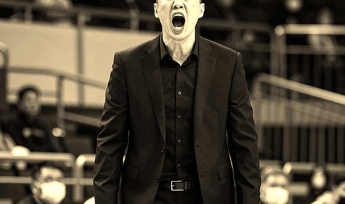 The Banner Went Up, the Center Walked Out: The Real Ledger of the Knicks' Ring Night The Banner Went Up, the Center Walked Out: The Real Ledger of the Knicks' Ring Night